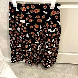 RVCA Midi Skirt - Black & Orange floral pop - Size M/10. BRAND NEW. NEVER WORN.